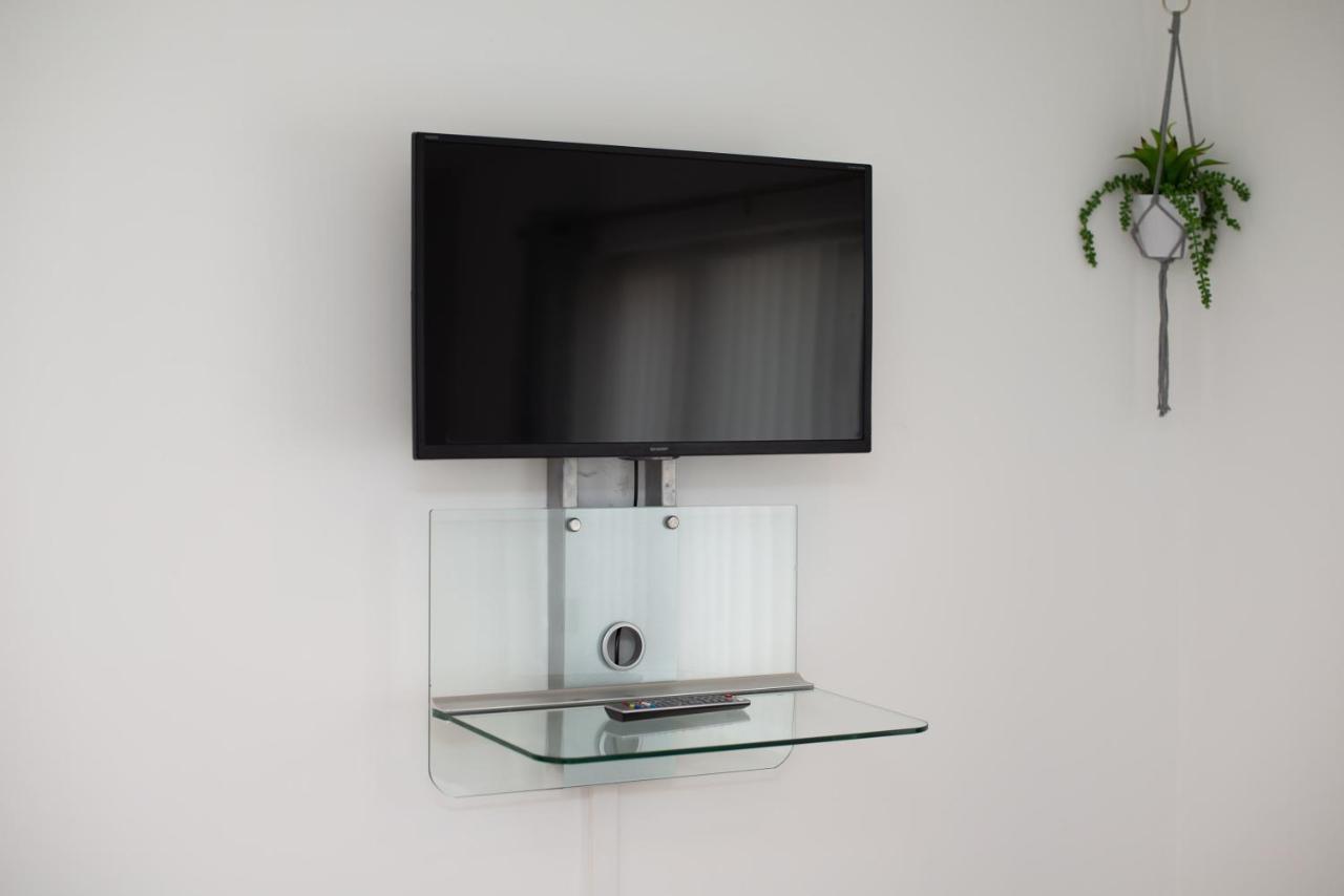 Parking, Garden, En-Suite & Tv'S In All Rooms, Large Living Space Swansea Exteriör bild