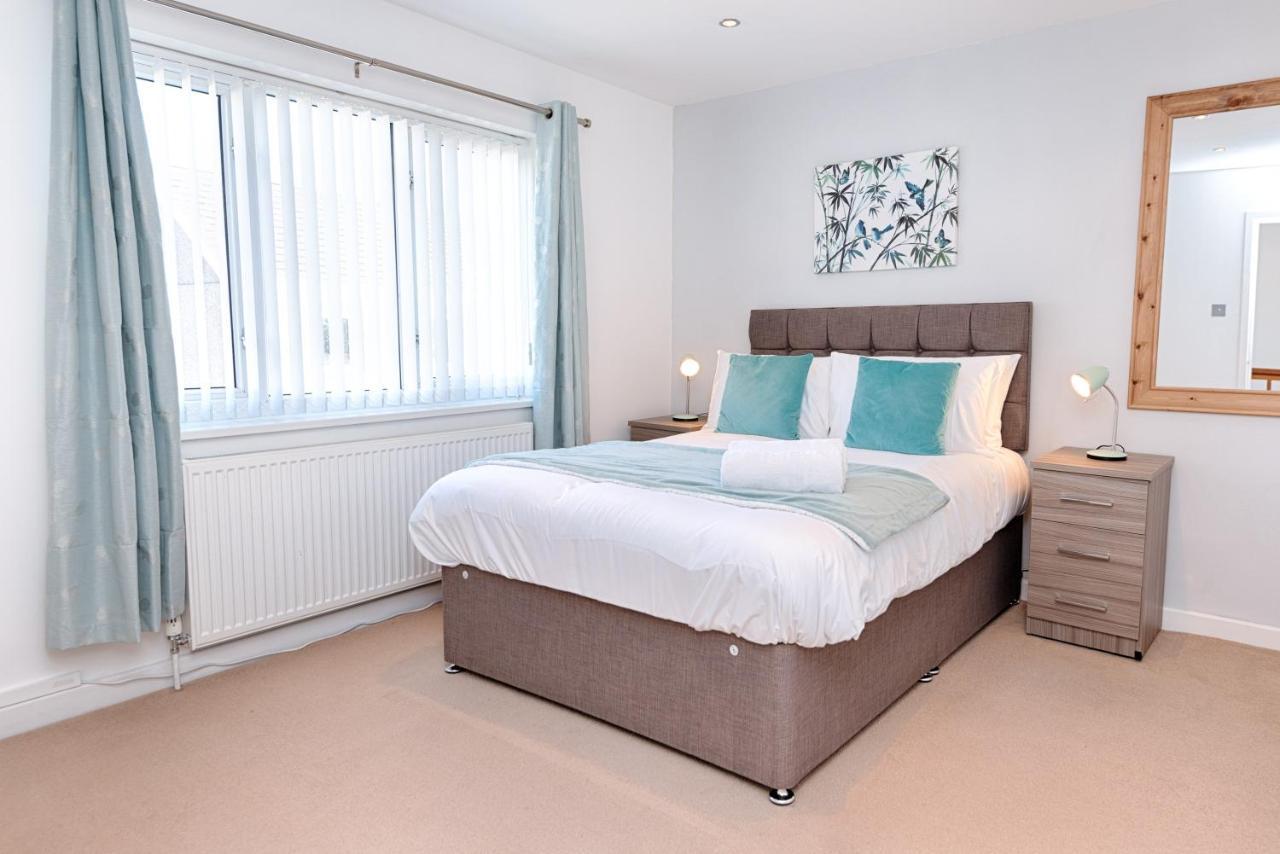 Parking, Garden, En-Suite & Tv'S In All Rooms, Large Living Space Swansea Exteriör bild